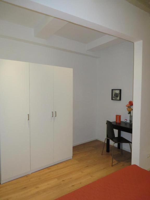 One Bedroom Nearby Uffizi Florence